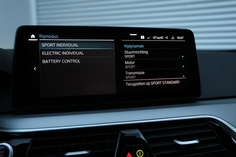 Vehicle Image 46