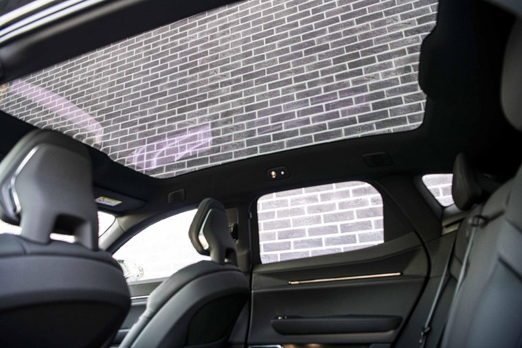 Vehicle Image 30