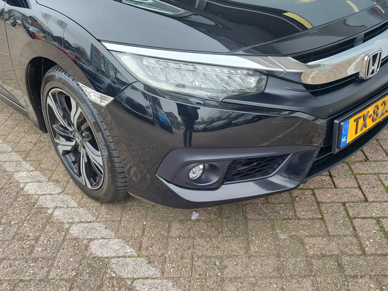 Vehicle Image 37