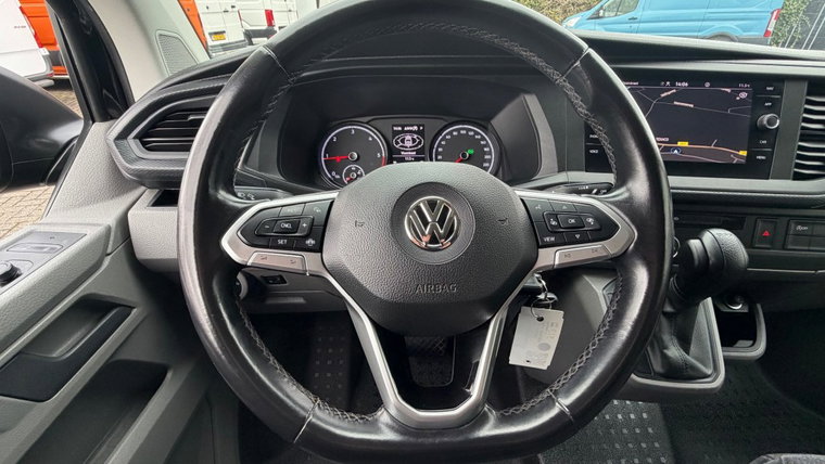 Vehicle Image 26