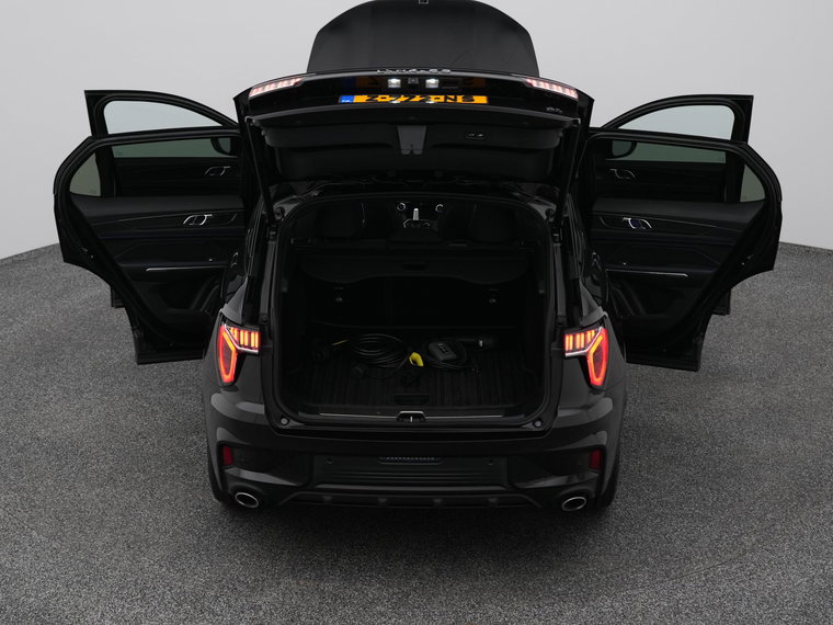 Vehicle Image 29