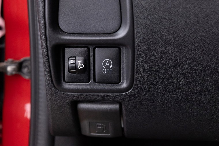 Vehicle Image 11