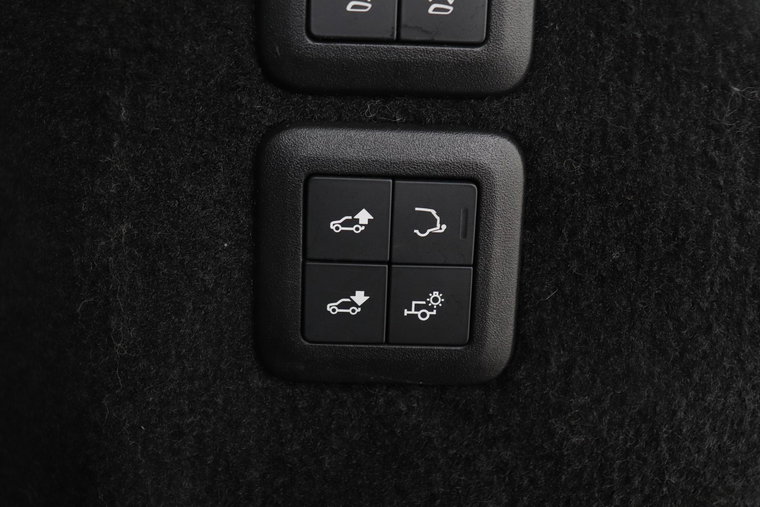 Vehicle Image 56