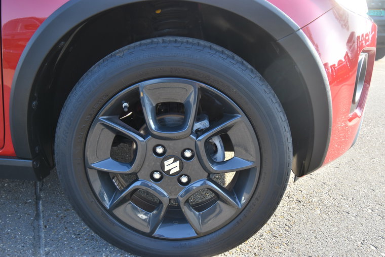 Vehicle Image 6