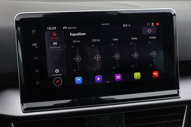 Vehicle Image 36