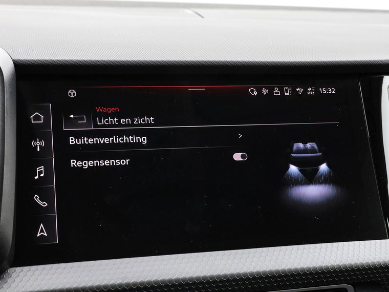 Vehicle Image 30