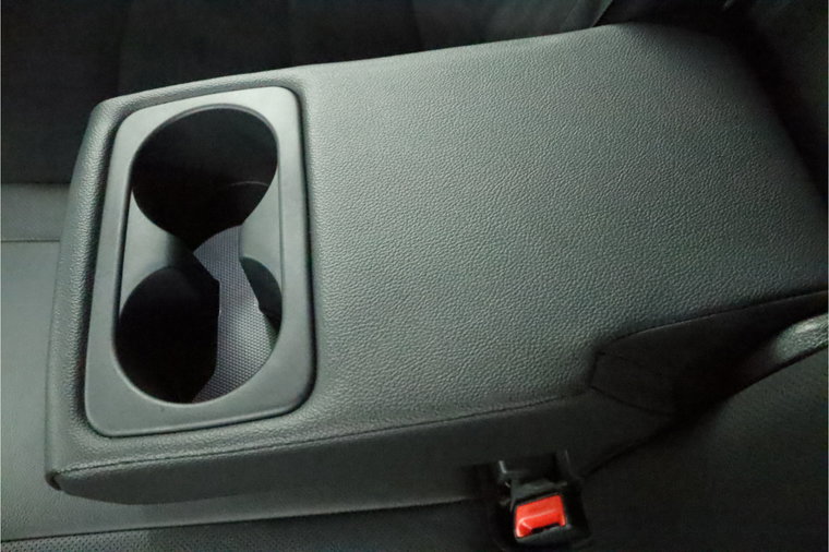 Vehicle Image 38