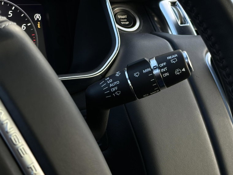 Vehicle Image 35