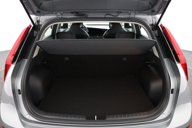 Vehicle Image 32