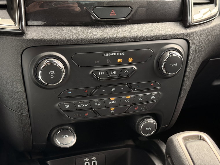 Vehicle Image 40