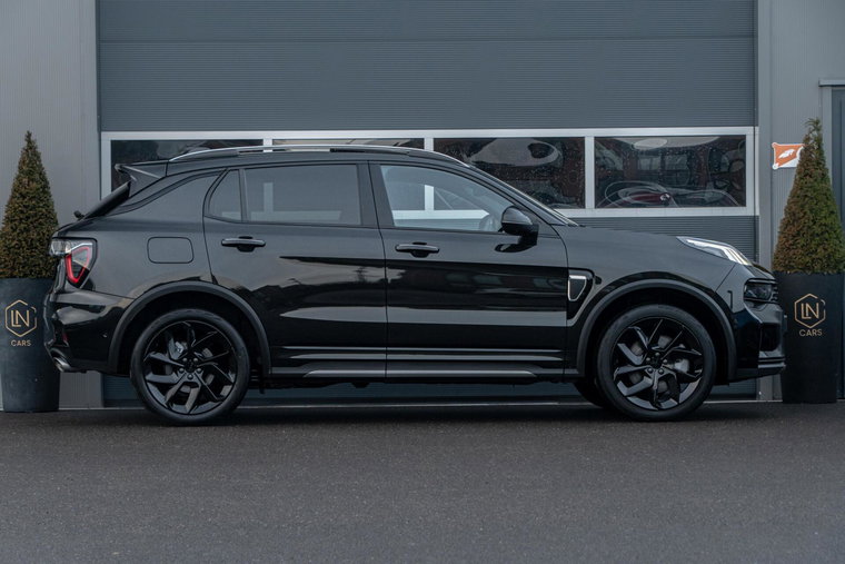 Vehicle Image 11