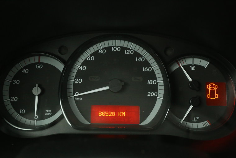 Vehicle Image 13