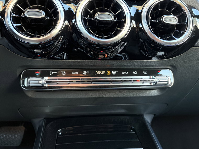 Vehicle Image 45