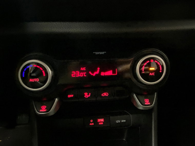 Vehicle Image 26
