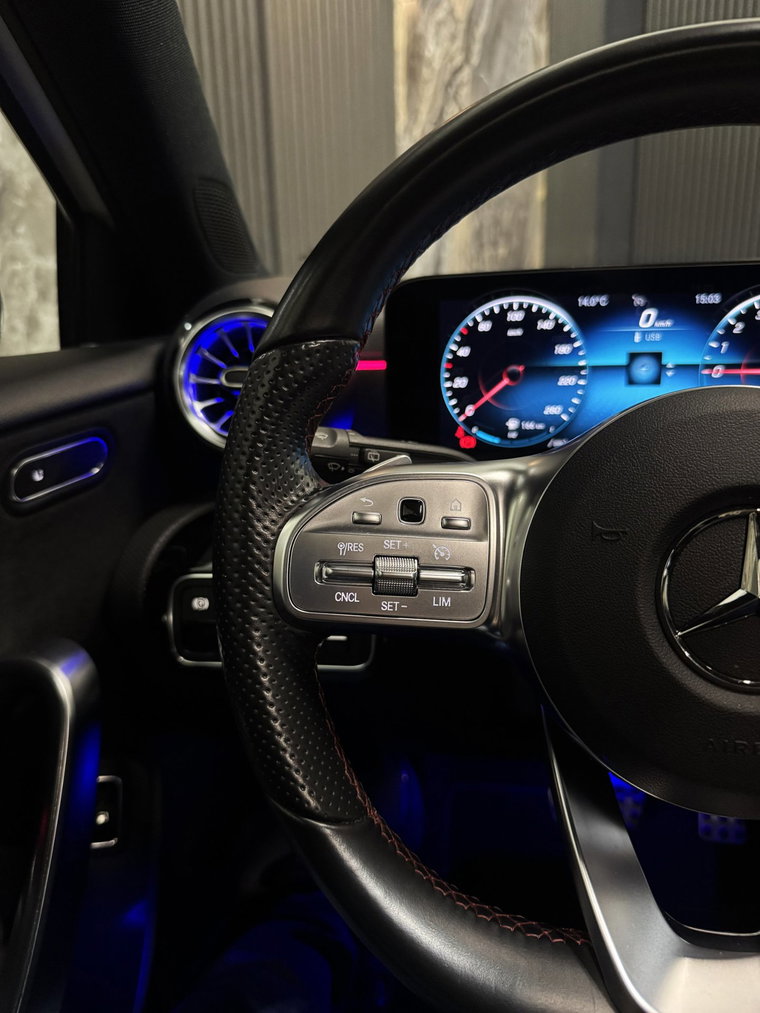 Vehicle Image 20