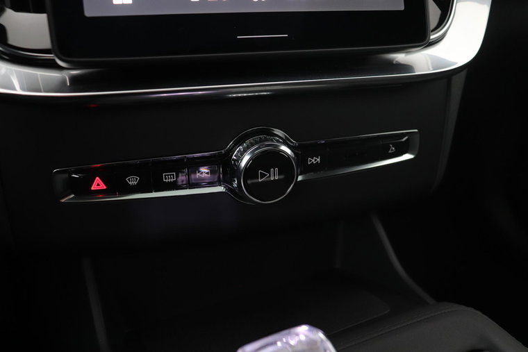 Vehicle Image 39