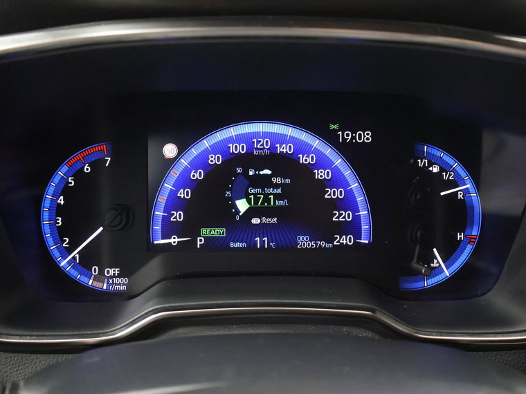 Vehicle Image 22