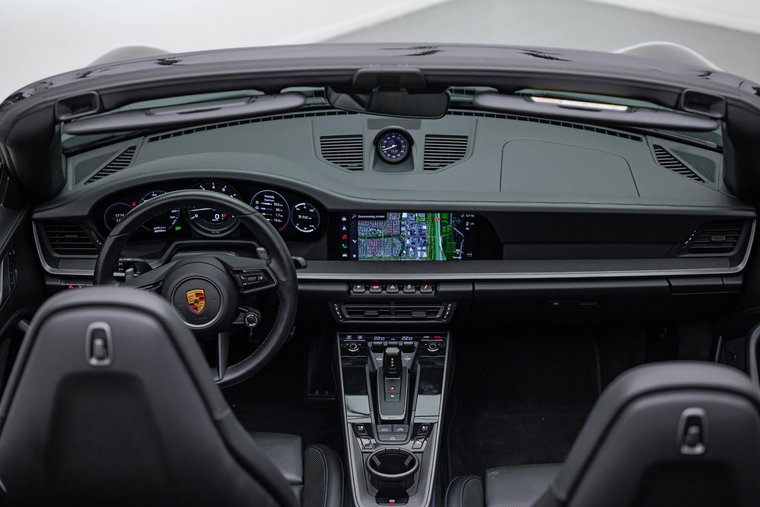 Vehicle Image 35