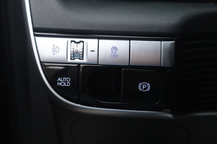 Vehicle Image 33
