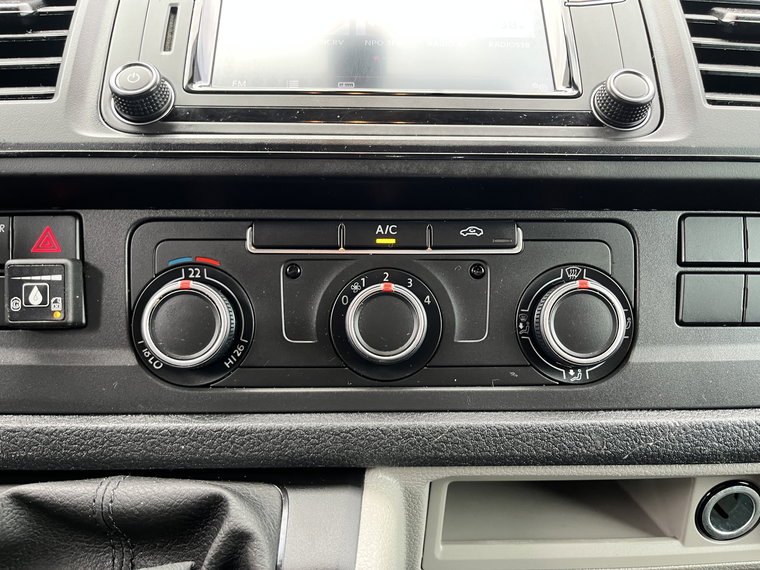 Vehicle Image 34