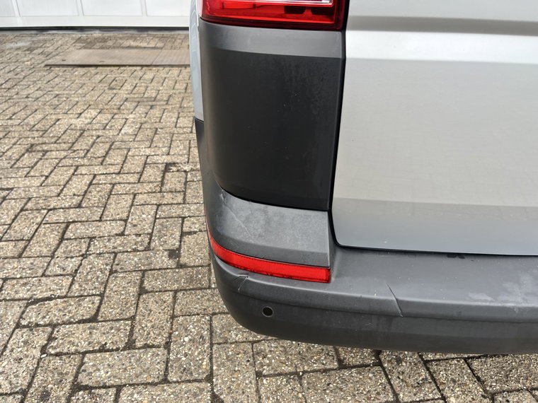 Vehicle Image 48