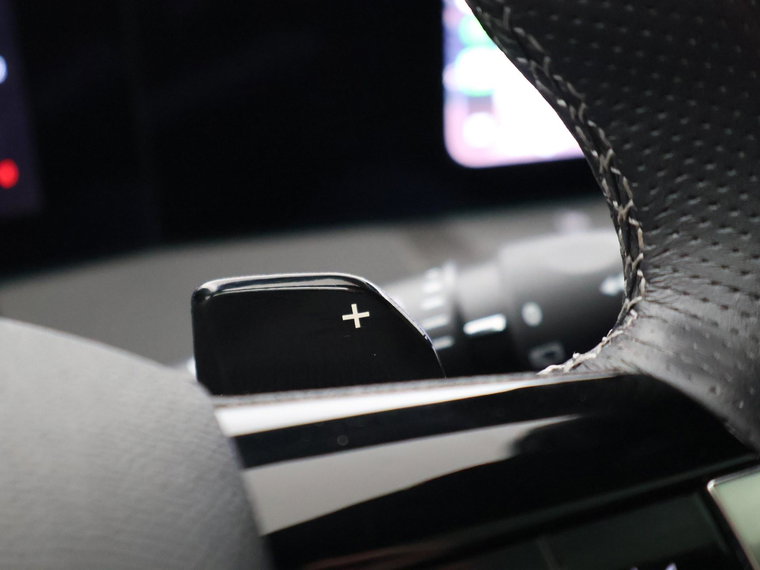 Vehicle Image 29