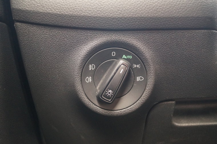 Vehicle Image 24