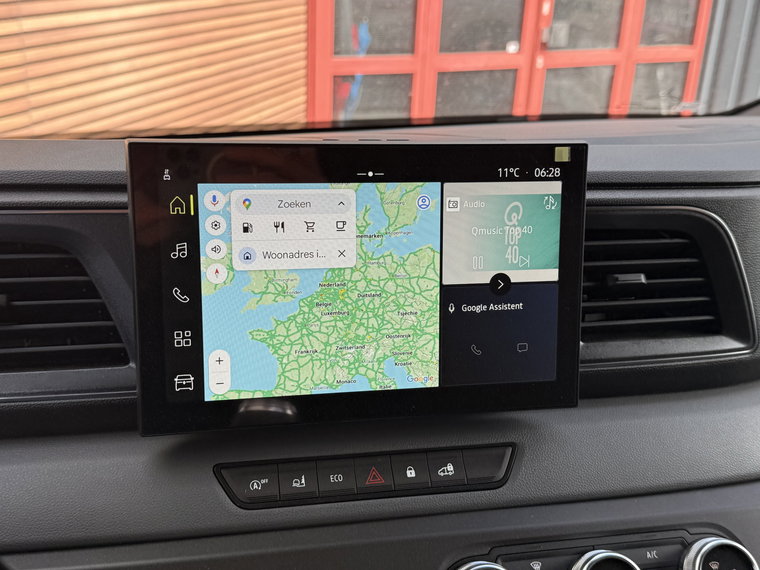 Vehicle Image 23