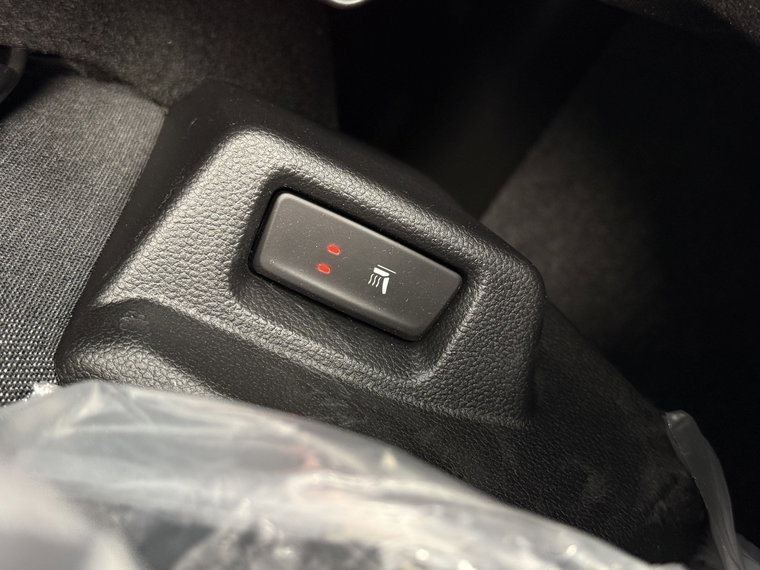 Vehicle Image 33