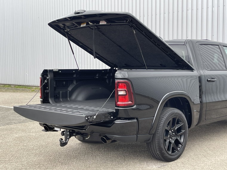 Vehicle Image 23