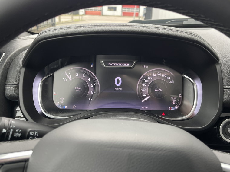 Vehicle Image 33