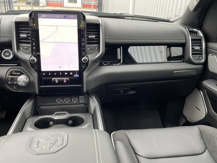 Vehicle Image 48