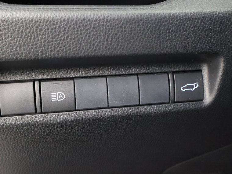 Vehicle Image 41