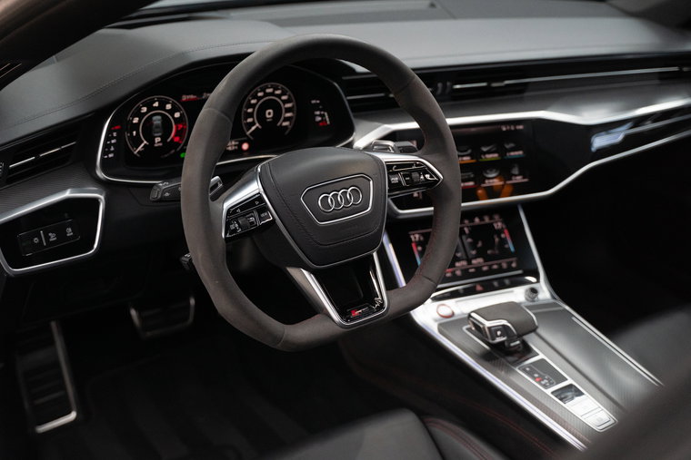Vehicle Image 14