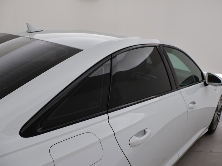 Vehicle Image 38