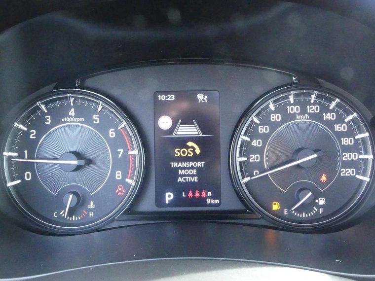 Vehicle Image 16