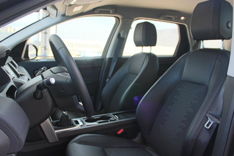 Vehicle Image 15