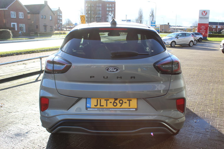 Vehicle Image 40
