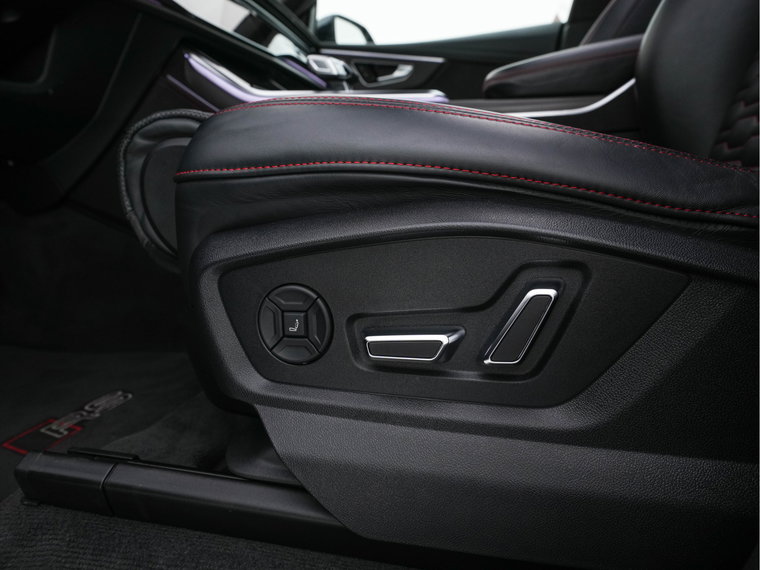 Vehicle Image 32