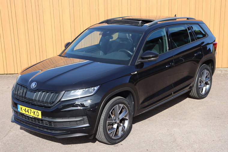 Vehicle Image 6