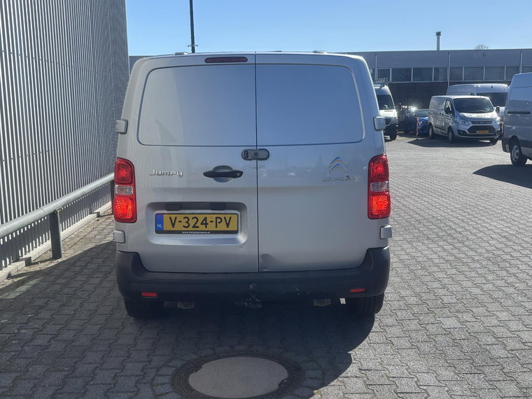Vehicle Image 29
