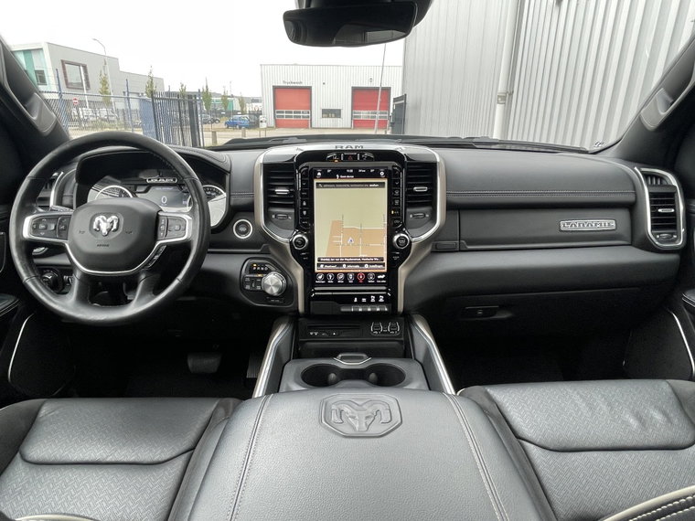 Vehicle Image 29
