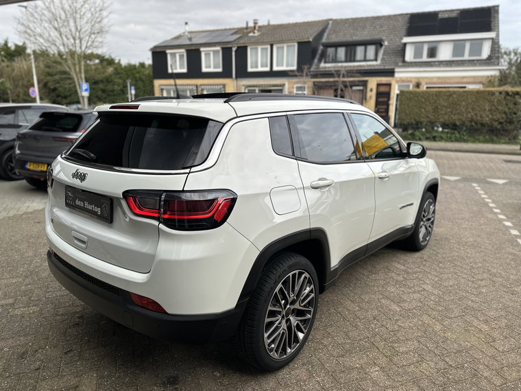 Vehicle Image 47