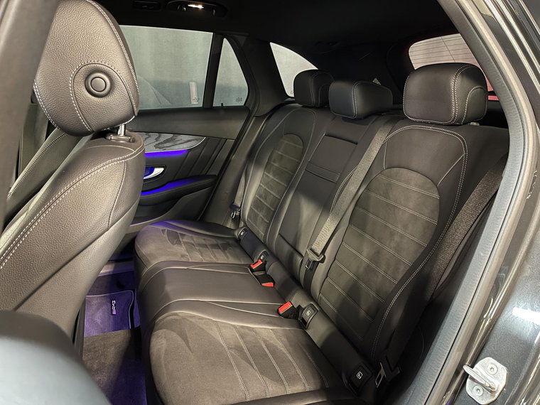 Vehicle Image 38