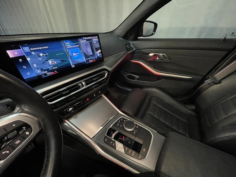 Vehicle Image 35