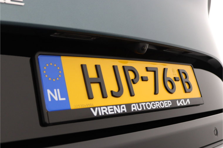 Vehicle Image 38