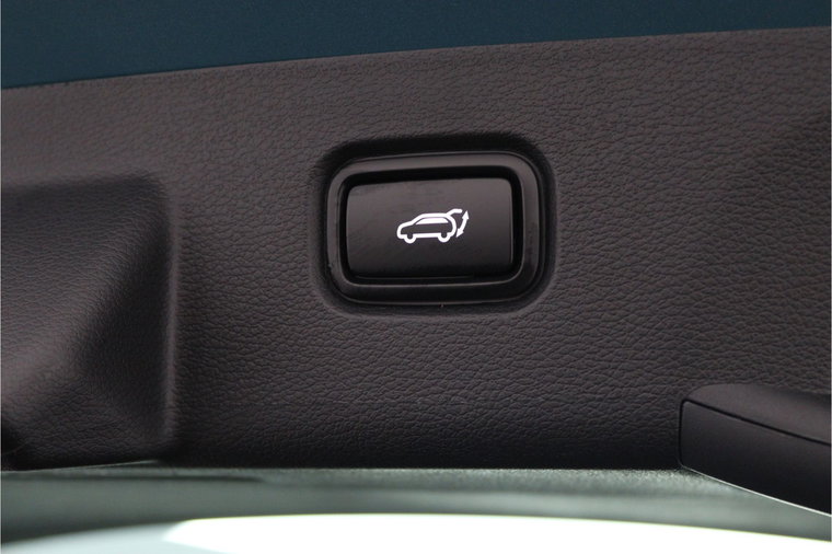 Vehicle Image 40
