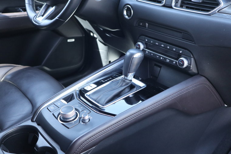 Vehicle Image 35