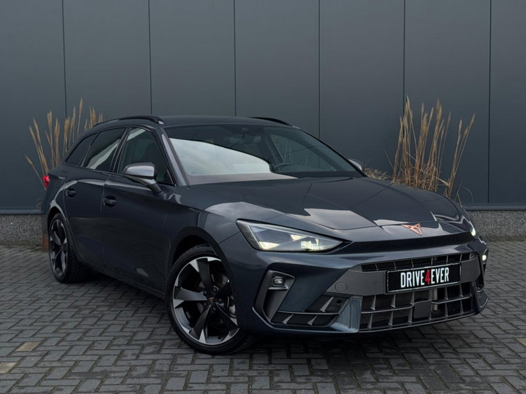 Vehicle Image 24