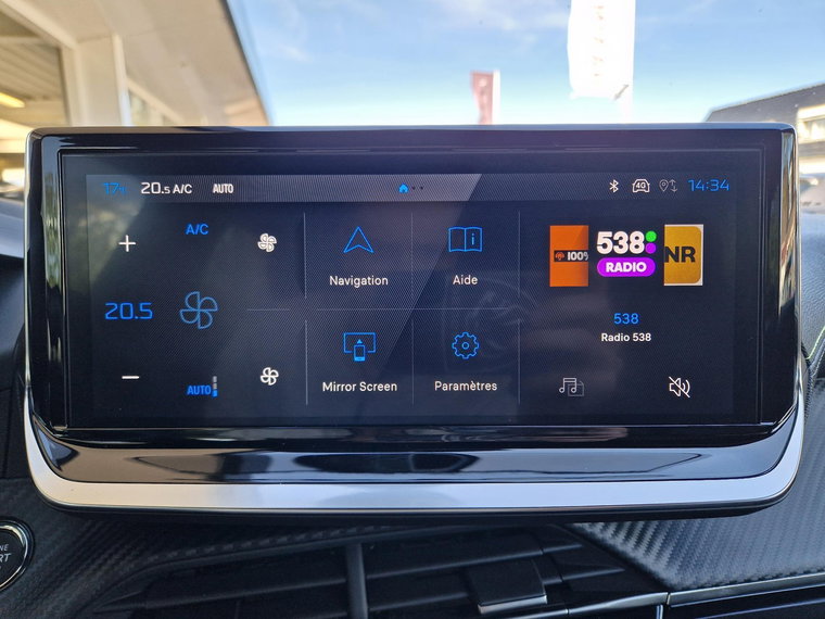 Vehicle Image 18